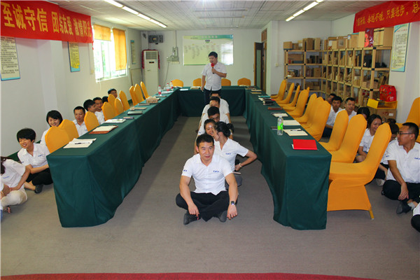 激情四射！伽立集團(tuán)7月銷(xiāo)售啟動(dòng)會(huì)順利召開(kāi)了