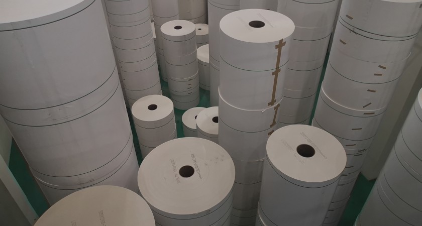 哪些行業(yè)使用牛皮紙？牛皮紙的生產(chǎn)技術(shù)有哪些流程？